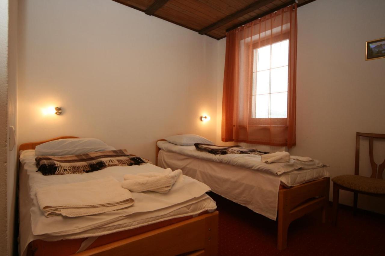Hotel Alpenhof Pansion Slavske Exteriér fotografie