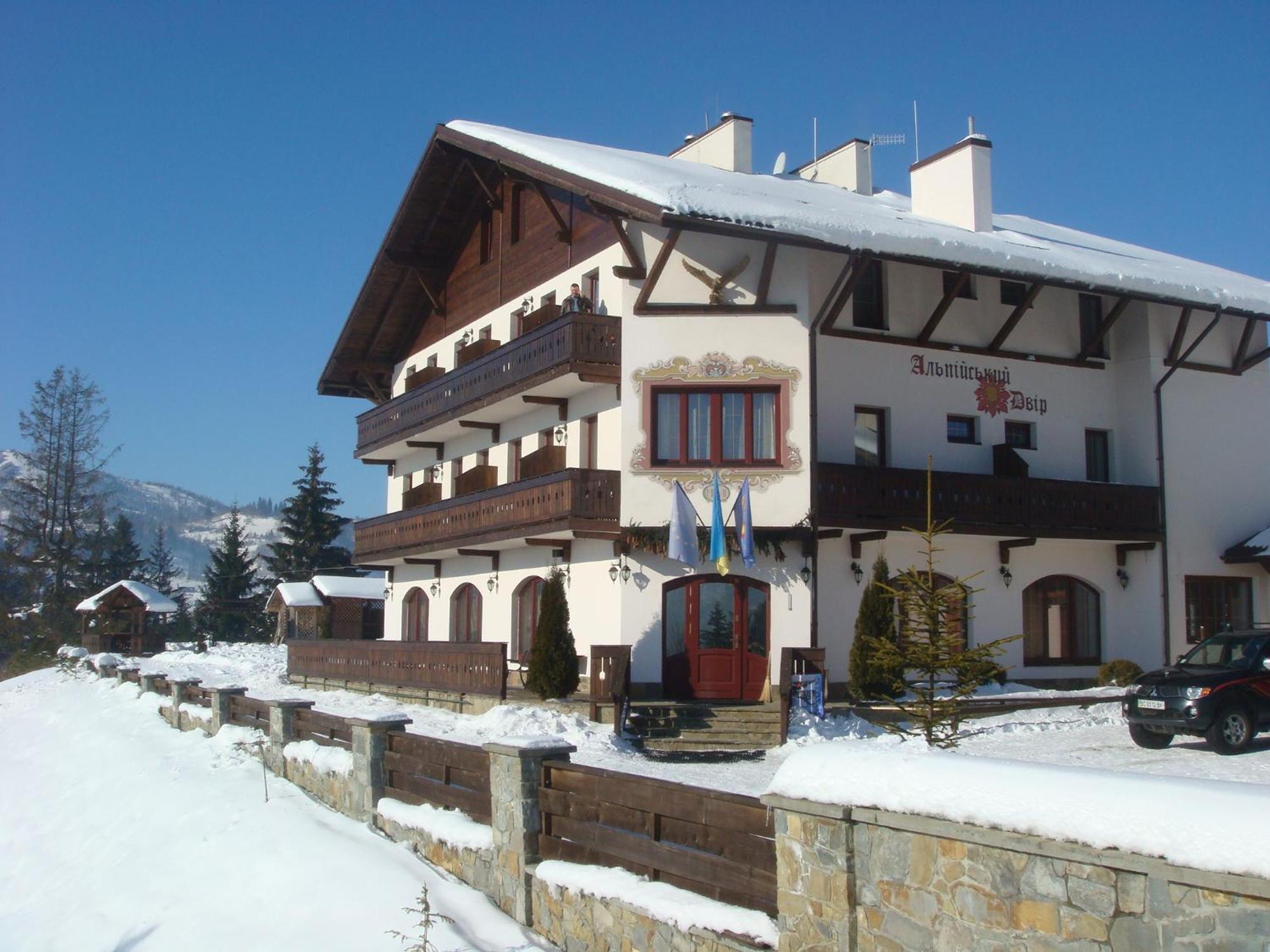 Hotel Alpenhof Pansion Slavske Exteriér fotografie