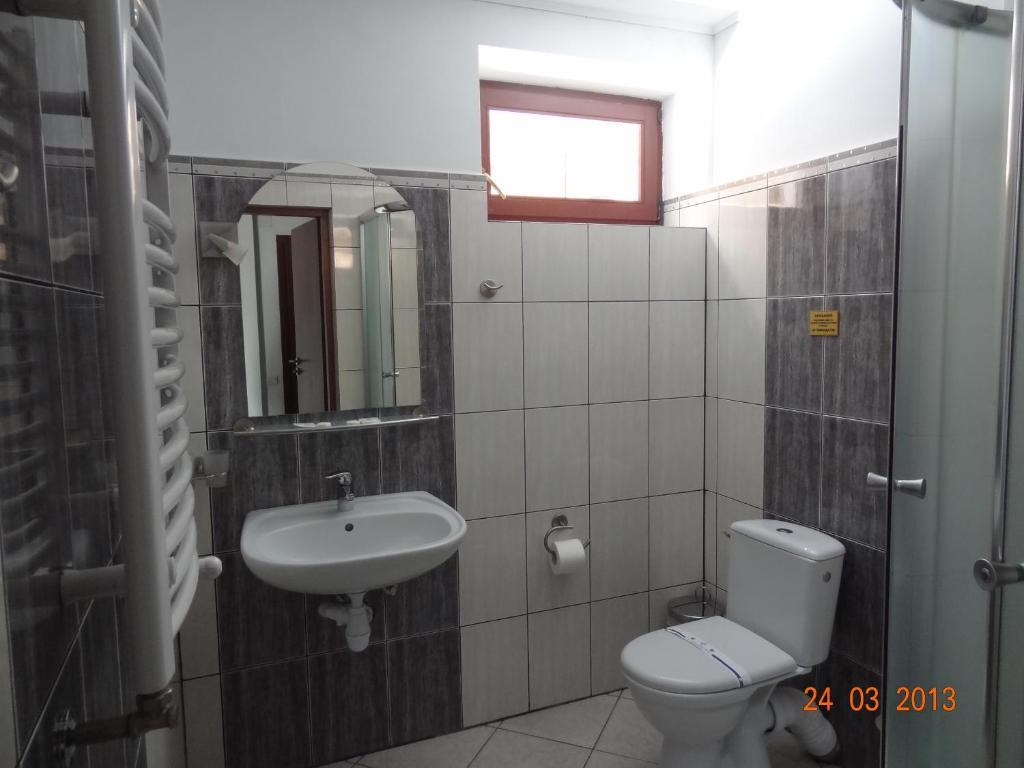 Hotel Alpenhof Pansion Slavske Pokoj fotografie