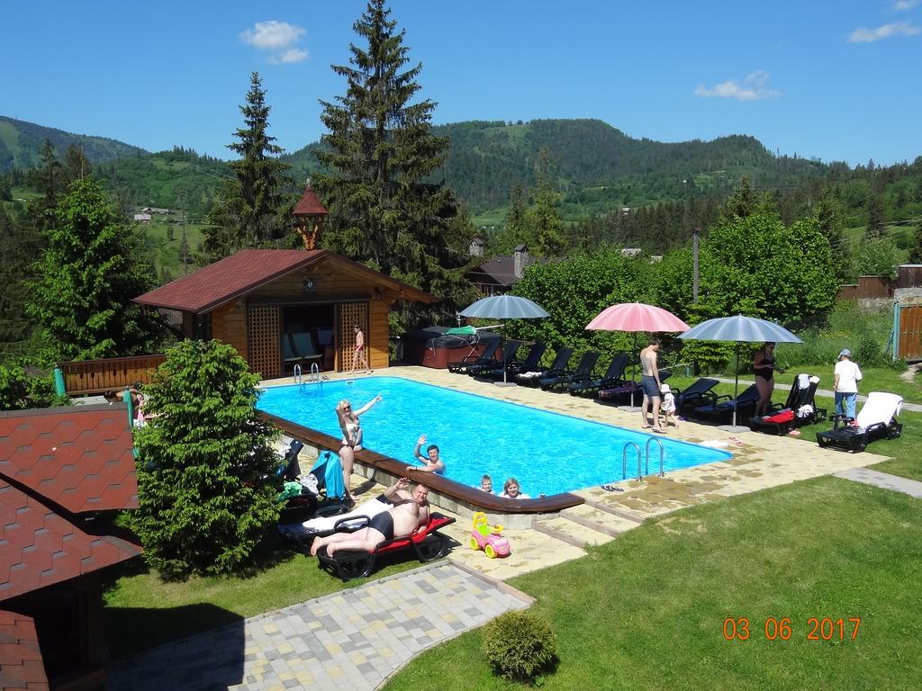 Hotel Alpenhof Pansion Slavske Exteriér fotografie